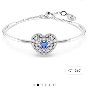 NWT Swarovski Hyperbola bangle
Heart, Blue, Rhodium plated